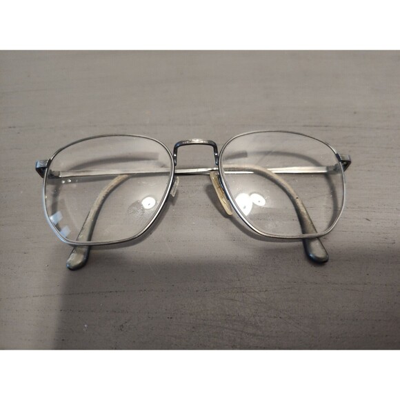 Unbranded 50018 Silver Eyeglasses Frames Eyewear Design Nosepad Needs Repair - Picture 8 of 11